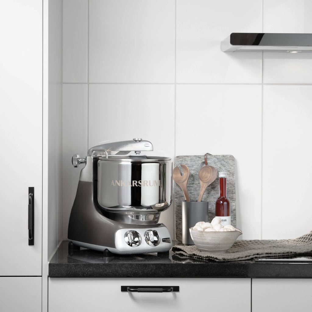 2025 Ankarsrum Assistent Original 6230 – Robot de cocina en cromo negro, potente y elegante