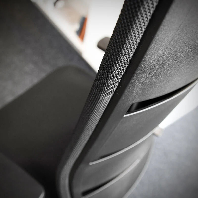2025 Silla de Oficina Ergonómica con Respaldo de Malla Agilis Matrix MT13 | Color Negro