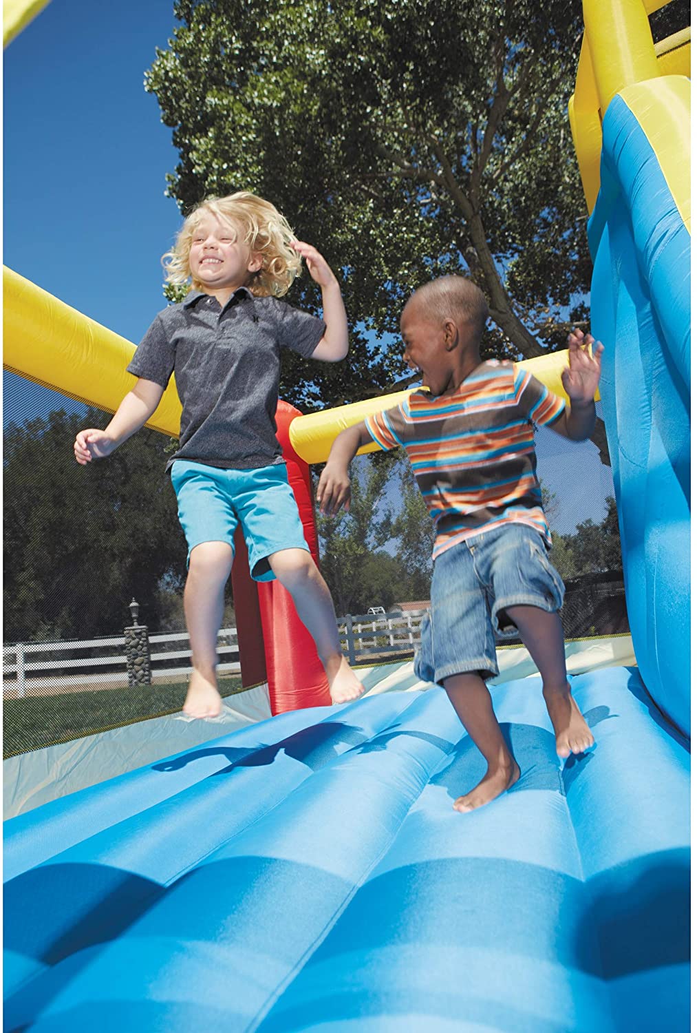 2025 Little Tikes Resbaladilla Inflable Gigante y Salta-Salto