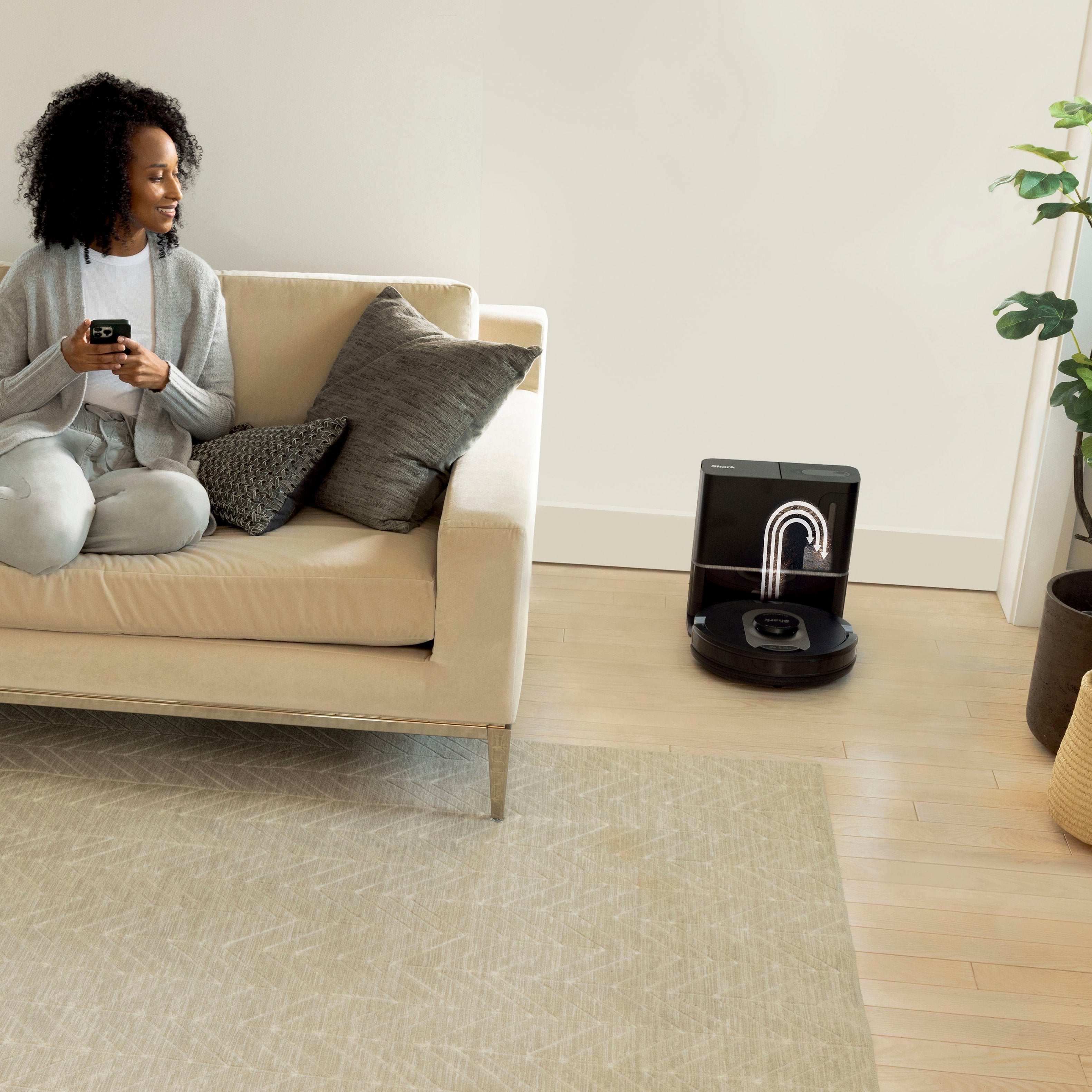 2025 Shark – Aspiradora Robot AI Ultra con Matrix Clean, Mapeo del Hogar, Base Auto-vaciable sin Bolsa HEPA, Conectividad WiFi – Negra