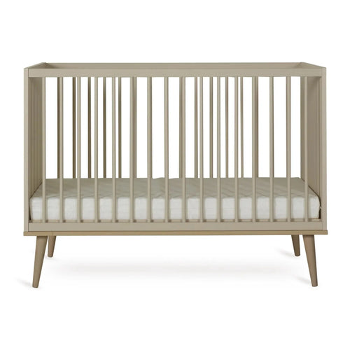 2025 Cuna Quax Flow – 60x120 cm | Greige y madera de haya | Altura ajustable, certificación FSC | Con somier, sin colchón