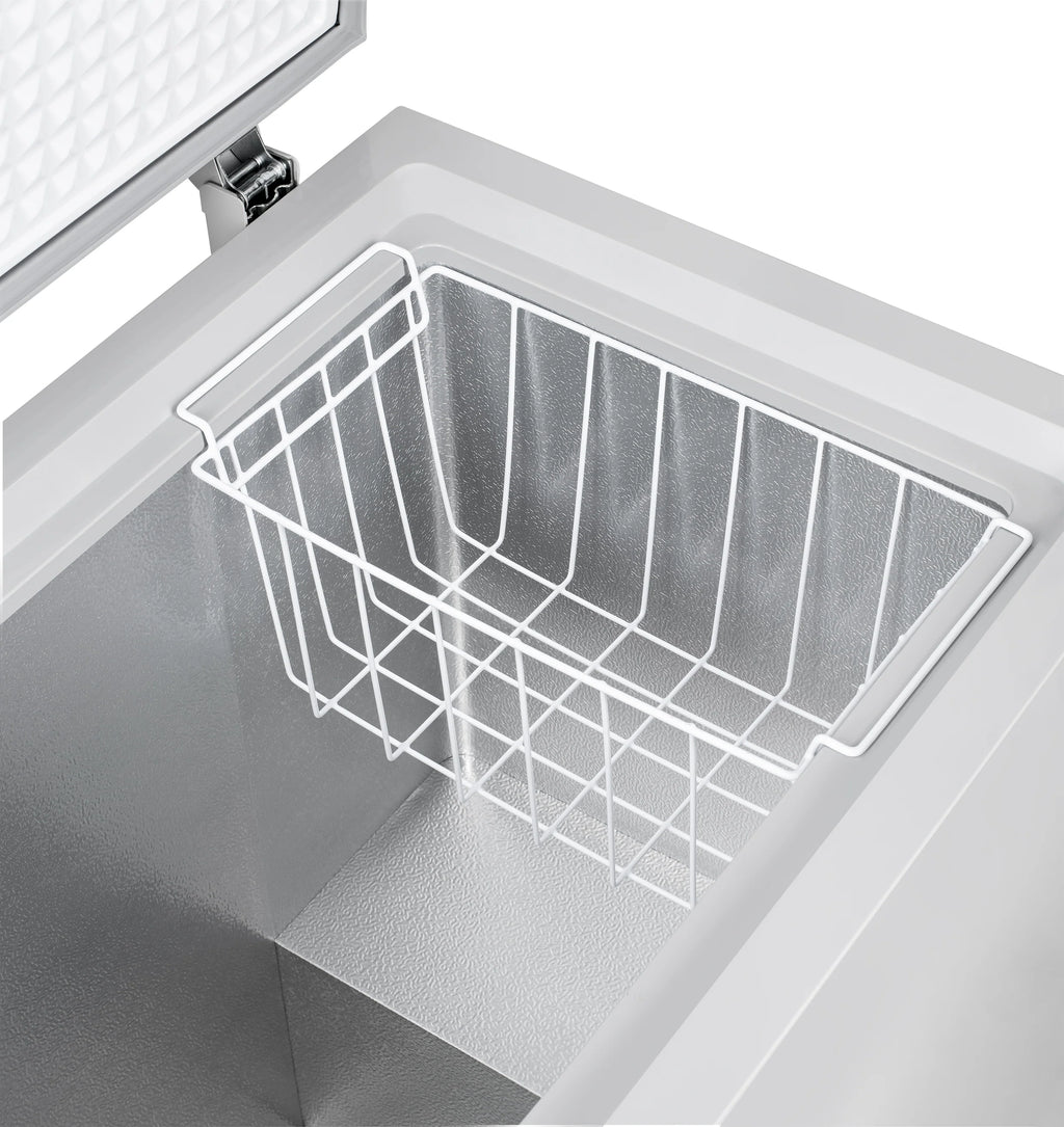 2025 Congelador tipo baúl compacto Newair®, 6.7 pies cúbicos – Gris fresco