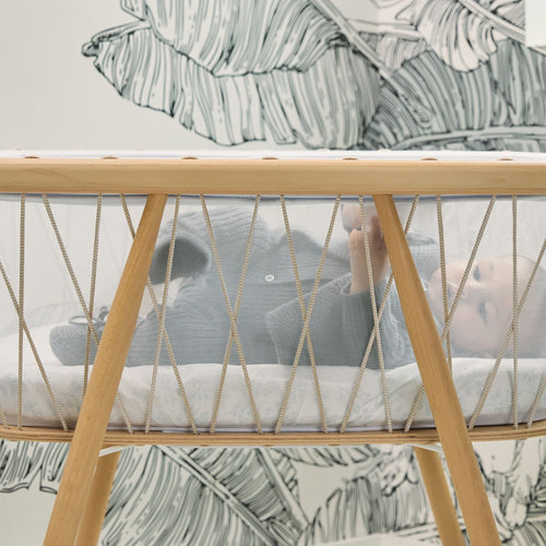 2025 Cuna KUMI de Charlie Crane – redonda, transparente, con suave balanceo, diseño minimalista, cordones de colores, capullo de malla, colchón de espuma, fácil montaje, duradera
